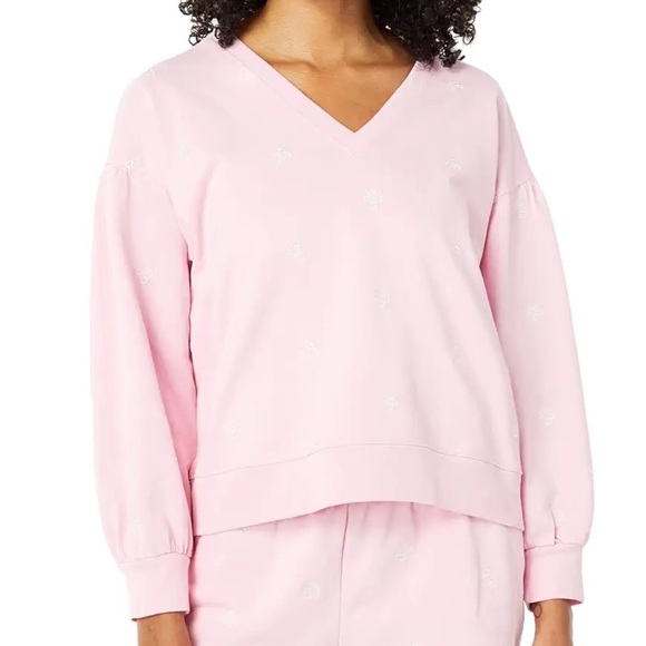 Draper James Tops - NWT Draper James Bobbie Sweatshirt in Pink Embroidered Viola spring floral
